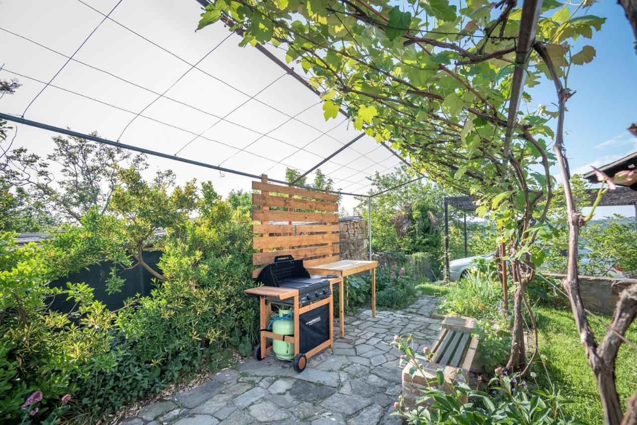 Boutique House Rustikana By Locap Group イゾラ エクステリア 写真
